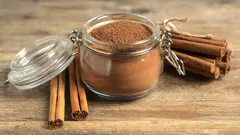 ¿Pones canela en el café cada día? Descubre cómo afecta realmente al azúcar